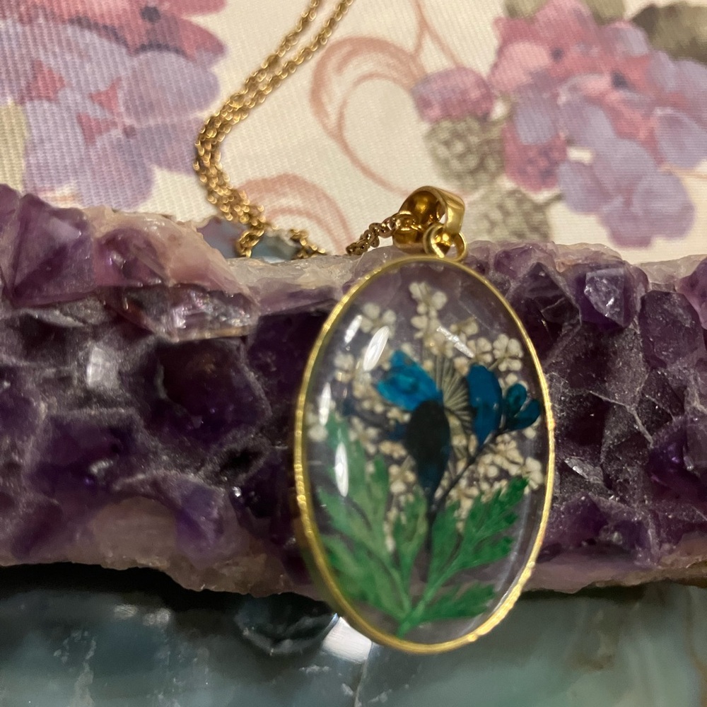 Gold-Tone Oval Pendant Necklace with Blue Floral Inlay pierced enamel earrings